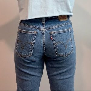 vintage levi’s 550 relaxed bootcut jeans